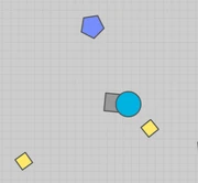 Un destroyer con dos cuadrados y un pentágono