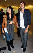 Zac+Efron+Vanessa+Hudgens+Arrive+Japan+Ufij4ki32cdx