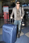 Adam-lambert-092412- (7)