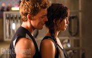 Catching-fire-finnick katniss