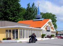 A HoJo's in Lake George, NY, in 2016.