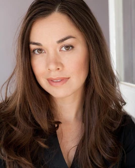 Actor Tara Platt