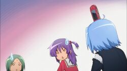 Yukiji's PSP landing on Hayate's head during the exam