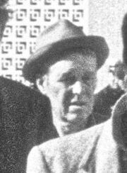 https://commons.wikimedia.org/wiki/File:E._Howard_Hunt_%26_One_of_the_Three_Tramps_Arrested_after_JFK_Assassination.jpg