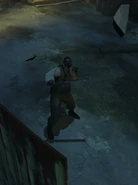 克拉克斯顿向科尔沃投掷燃烧瓶