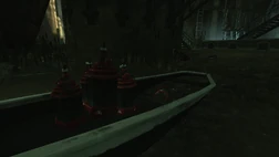 斯图死在一艘装满空鲸油罐的船旁