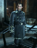 马丁在被释放后和科尔沃说话