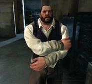 维护工程师.png (1.46 MB) 负责维护护城河的工程师和科尔沃交谈