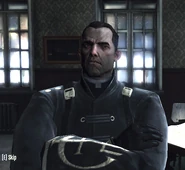 马丁和科尔沃说话