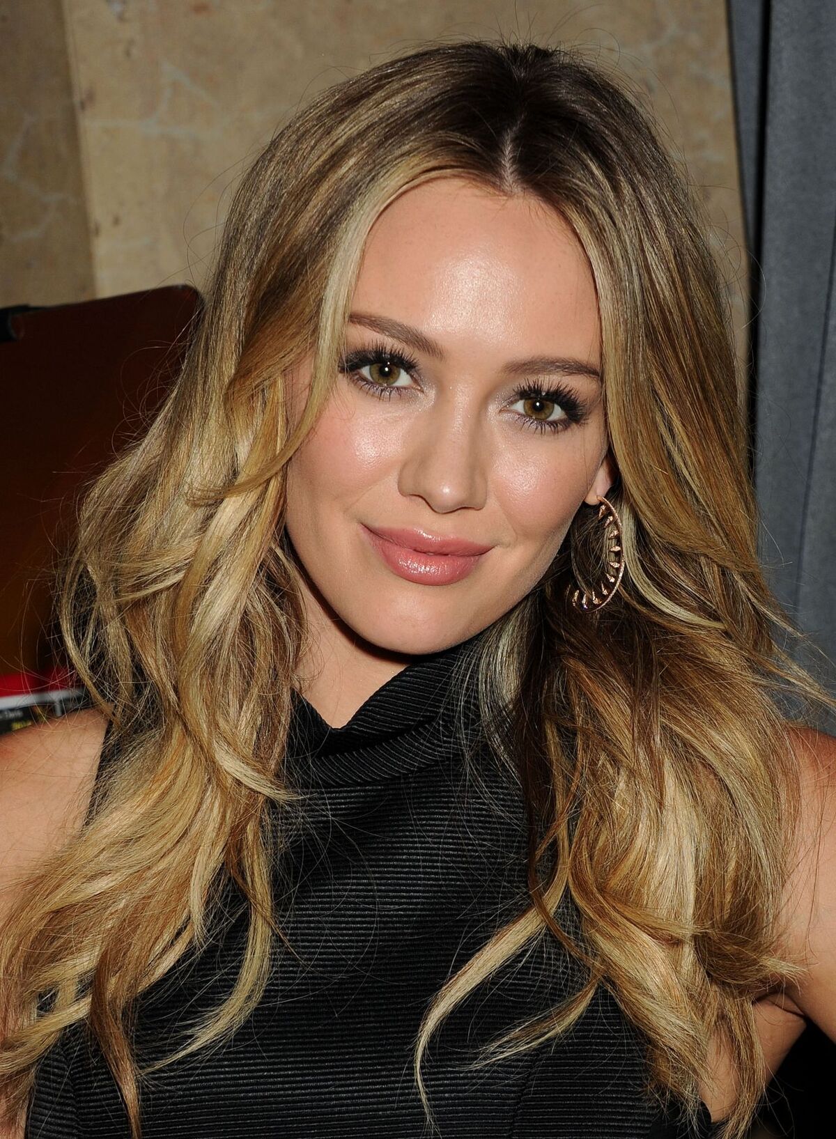 Hilary Duff Wants Her Novels to Be Turned Into Movies (Video