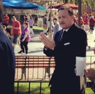 Saving-mr-banks-tom-hanks-walt-disney.jpg (31 KB) Tom Hanks as Walt Disney in Disneyland; several guests are in the background