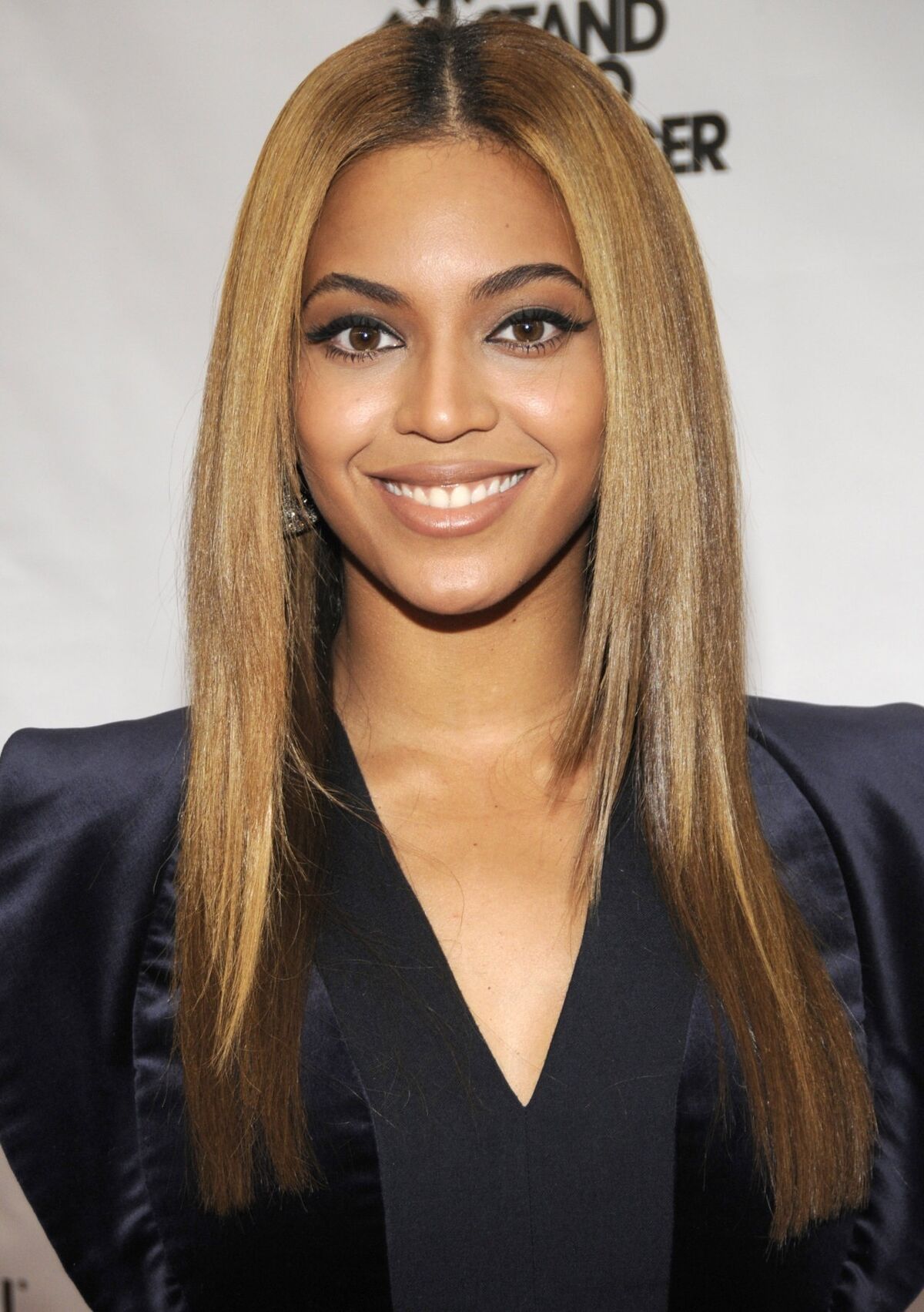 Beyoncé Knowles (Character) | Disney Fan Fiction Wiki | Fandom