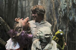 Mark Hamill and Yoda with Kermit the Frog and Miss Piggy