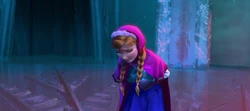 Anna in agony after her heart's been accidentally frozen by Elsa.