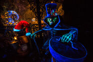 The Hatbox Ghost in Haunted Mansion Holiday