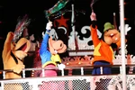 Pluto with Clarabelle and Goofy in Fantasmic!