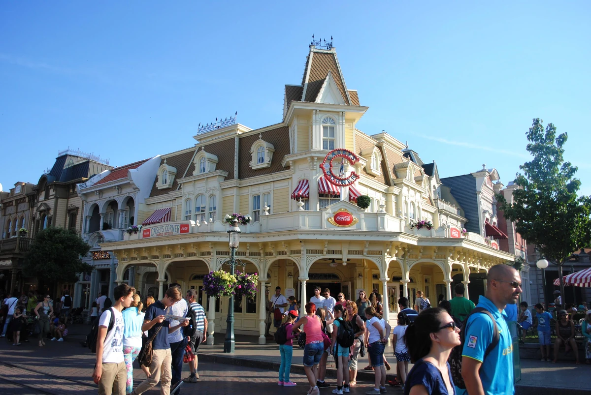Casey's Corner Disney Wiki Fandom