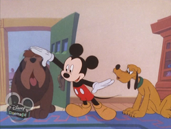 Pluto meets Muncey.png