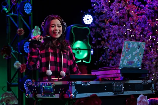 Vampirina Teenage Vampire - 1x03 - First Dance - photography (10)