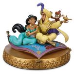 Disney Medium Figure Statue - Aladdin and Jasmine A Whole New World