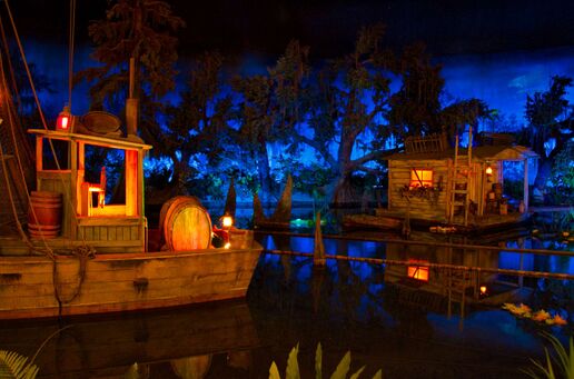 Pirates-of-the-Caribbean-Blue-Bayou-Disneyland