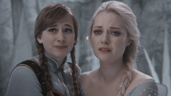 Once Upon a Time - 4x10 - Shattered Sight - Anna and Elsa Crying