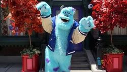 Monsters university dorm meet and greet with mike and sulley at disney california adventure