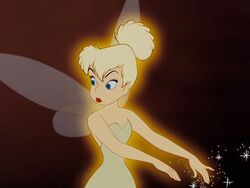 https://static.wikia.nocookie.net/disney/images/0/0e/Tink-in-peterpan-1.jpg/revision/latest/scale-to-width-down/250?cb=20141102054144