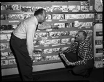 SleepingBeauty1959ProductionPhoto8.jpg (603 KB) Marc Davis and Milt Kahl discuss the storyboard for "I Wonder" sequence.