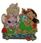 Angel hula dancing with Lilo and Scrump