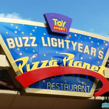 Toy Story Pizza Planet Arcade Disney Wiki Fandom