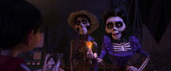 Coco-disneyscreencaps com-9800