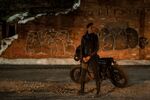 Hawkeye - 1x05 - Ronin - Photography - Echo Motorbike