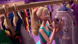 Barbie rips ken's clothes store