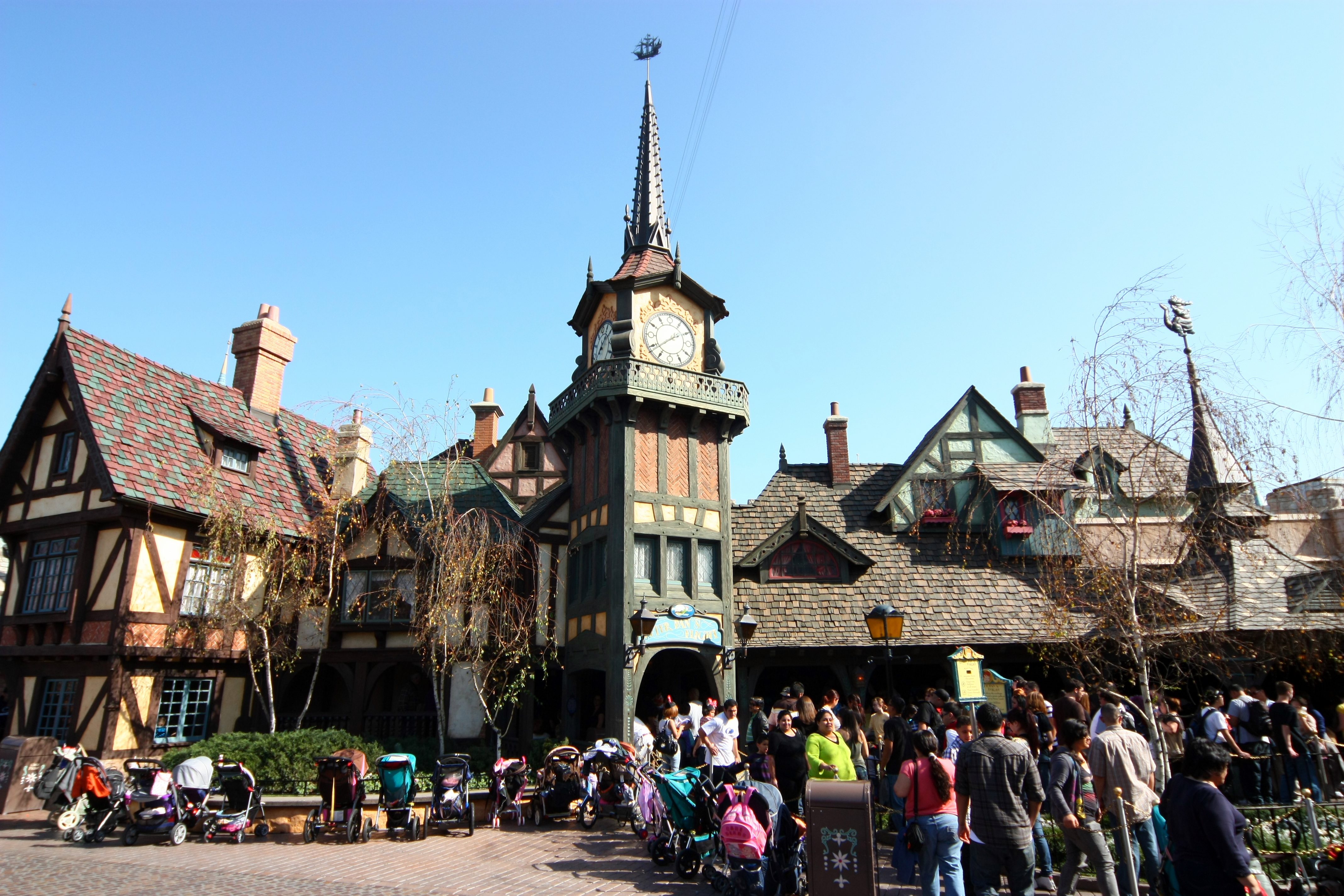 Disney Dreams! Spectacular Night Time Full Show - HD at Disneyland Paris  w/Peter Pan, Rapunzel 