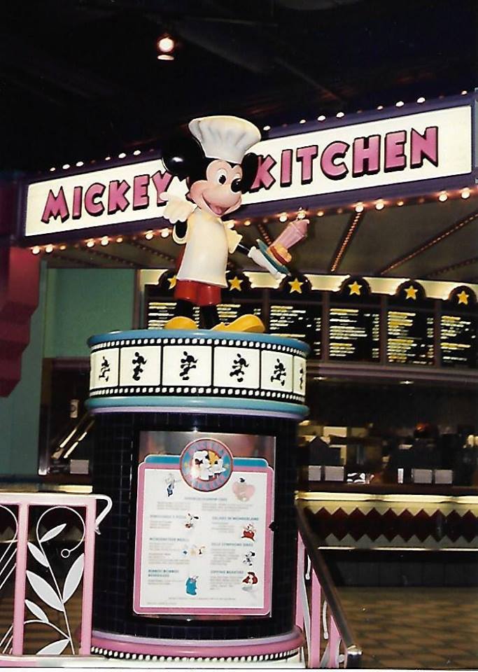 mickey mouse kitchen game