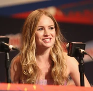 Britt Robertson speaks at the 2014 New York Comic Con.
