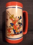 Микки на домашнем видео Уолт Дисней питьевая кружка