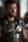 Thor-ragnarok-chris-hemsworth-2