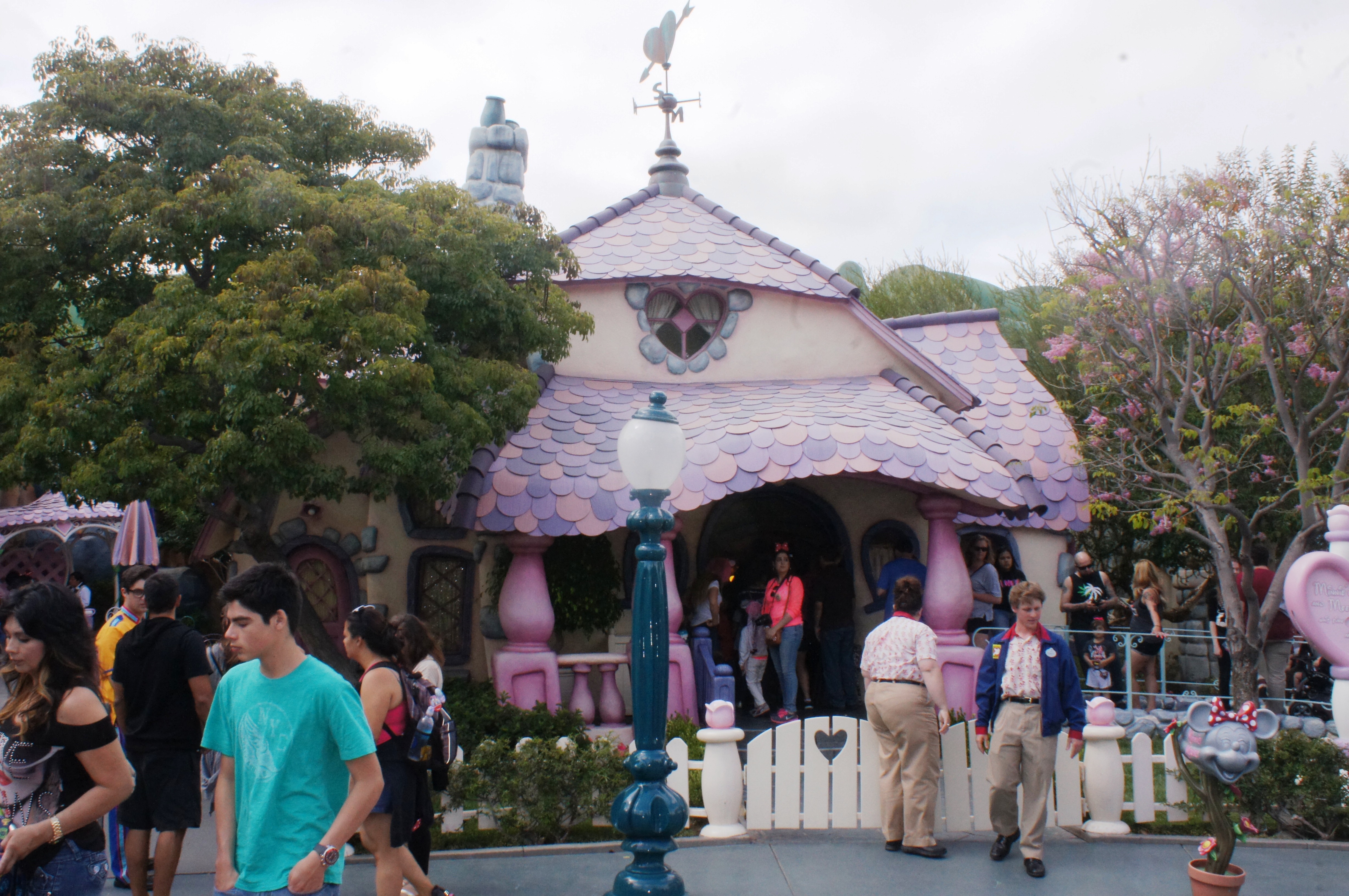 PHOTOS: There's a New Place to See Minnie Mouse in Disney World! 