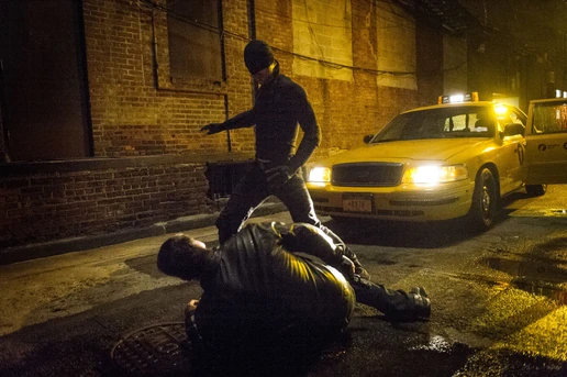 Daredevil - 1x05 - World on Fire - Photography - Matt