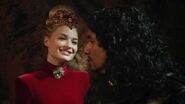 Once Upon a Time in Wonderland - 1x03 - Forget Me Not - Red Queen and Jafar