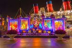 Villain-halloween-display-at-tokyo-disneysea.jpg (125 KB)