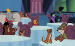 Diablo y otros Dibus entre el público en House of Mouse.