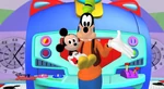 Goofy babysitting baby mickey.jpg (55 KB) Goofy holds Mickey Jr.