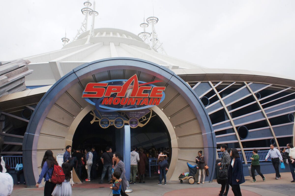 Space Mountain Hong Kong Disneyland Disney Wiki Fandom