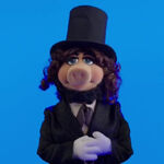 Miss Piggy as Lincoln in a 2014 Facebook video promoting Muppets Most Wanted