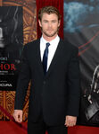 Chris Hemsworth Thor premiere
