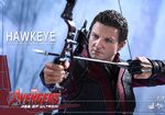 Hawkeye AOU Hot Toys 01