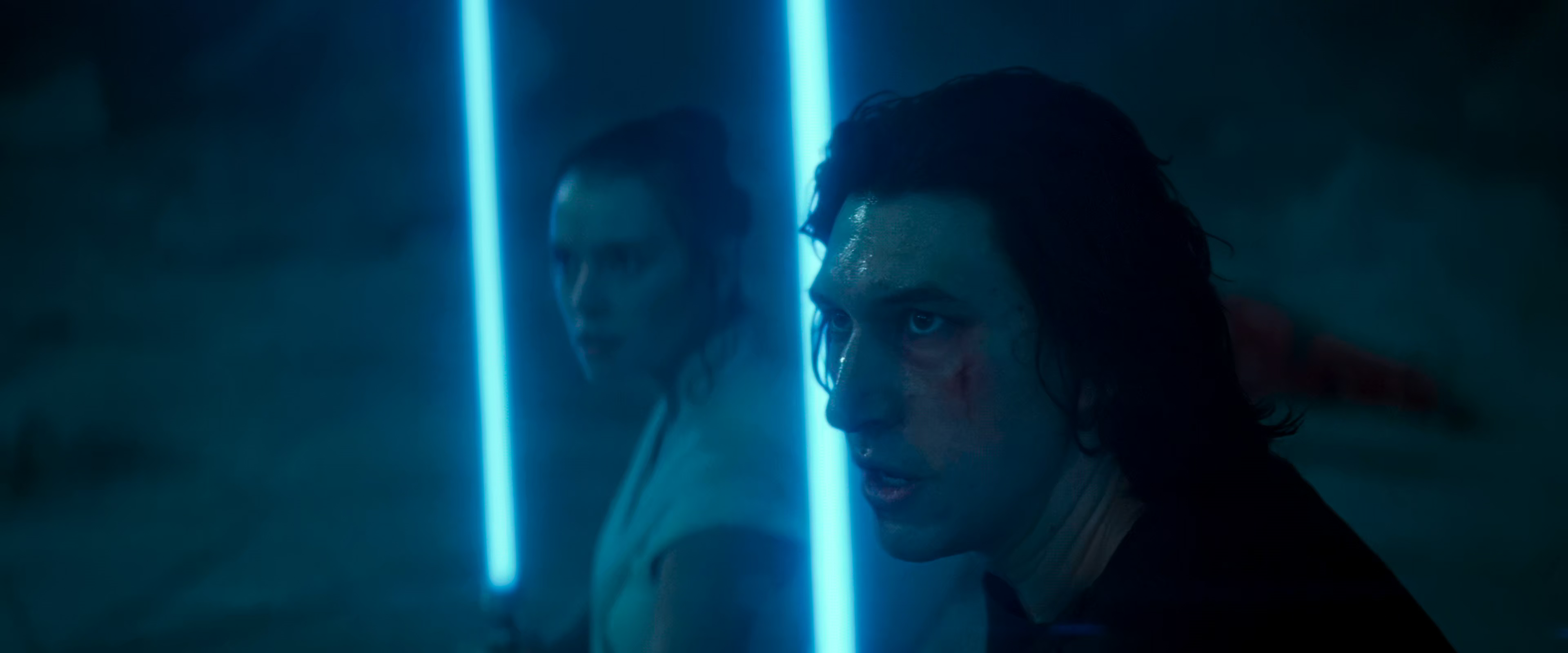 Who's Really Wearing Kylo Ren's Mask in RISE OF SKYWALKER? - Nerdist